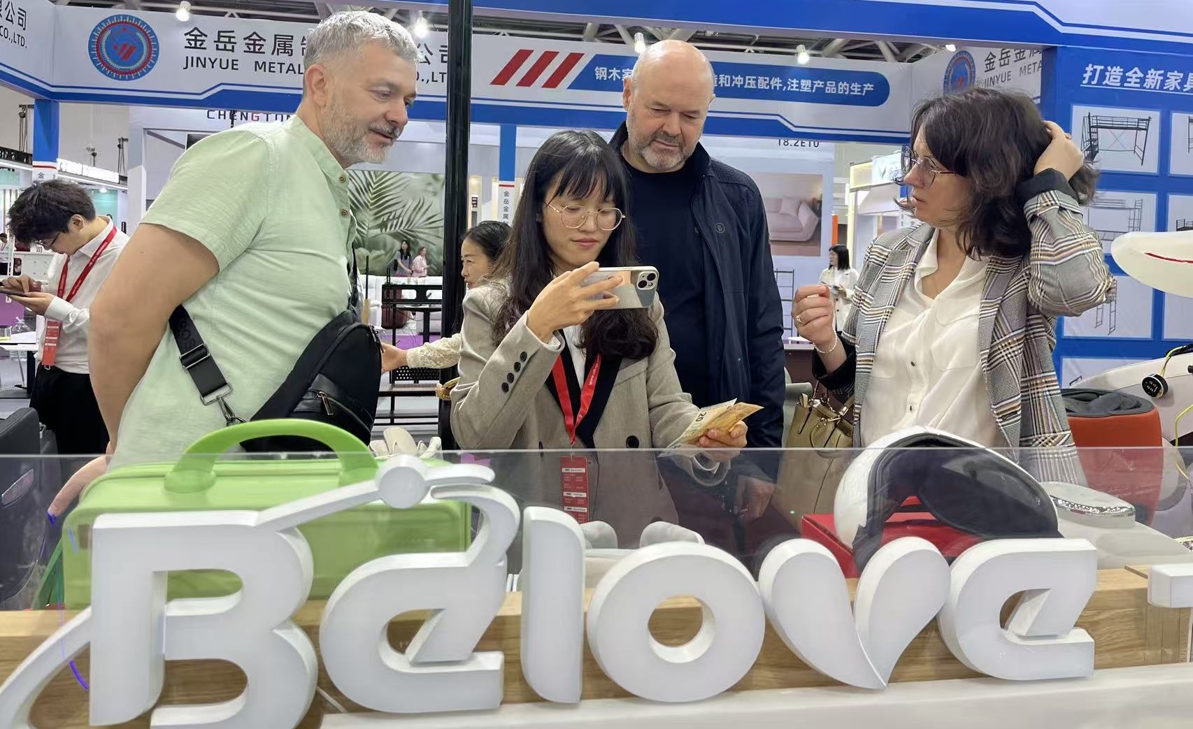 b0f99b5311ef29edff0d66153a8c982a - 副本