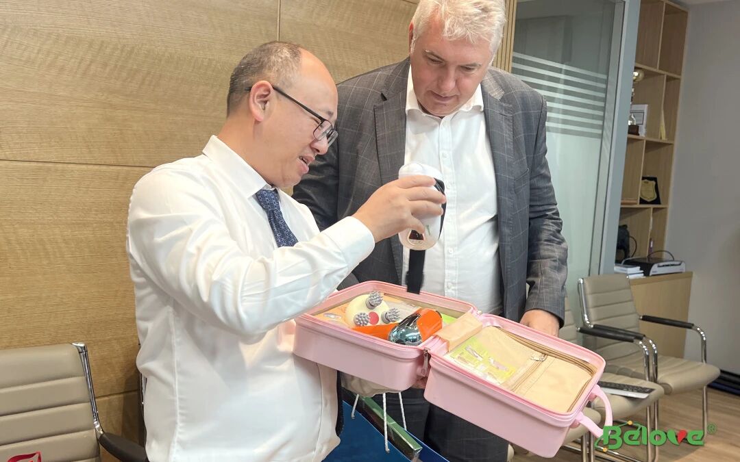 微信图片_〉〇〉「-〈〈-〇《_〈〈《〉〉《_〉〈》