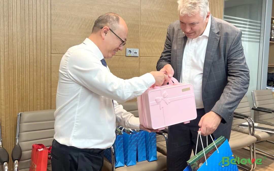 微信图片_〉〇〉「-〈〈-〇《_〈〈《〉〉『_「〇〉